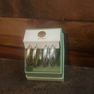 True to Form 🔥 Chunky Hoops earrings set of two gold and silver tone